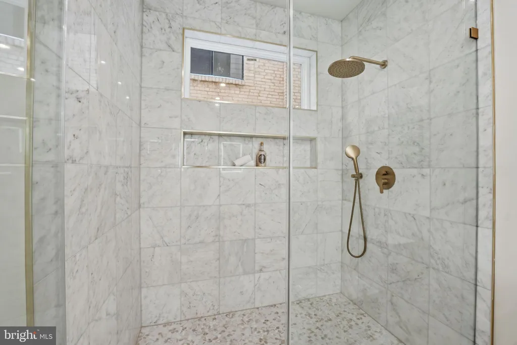 Additional image 14 of 3916 8th Street NW Unit B, Washington, DC 20011