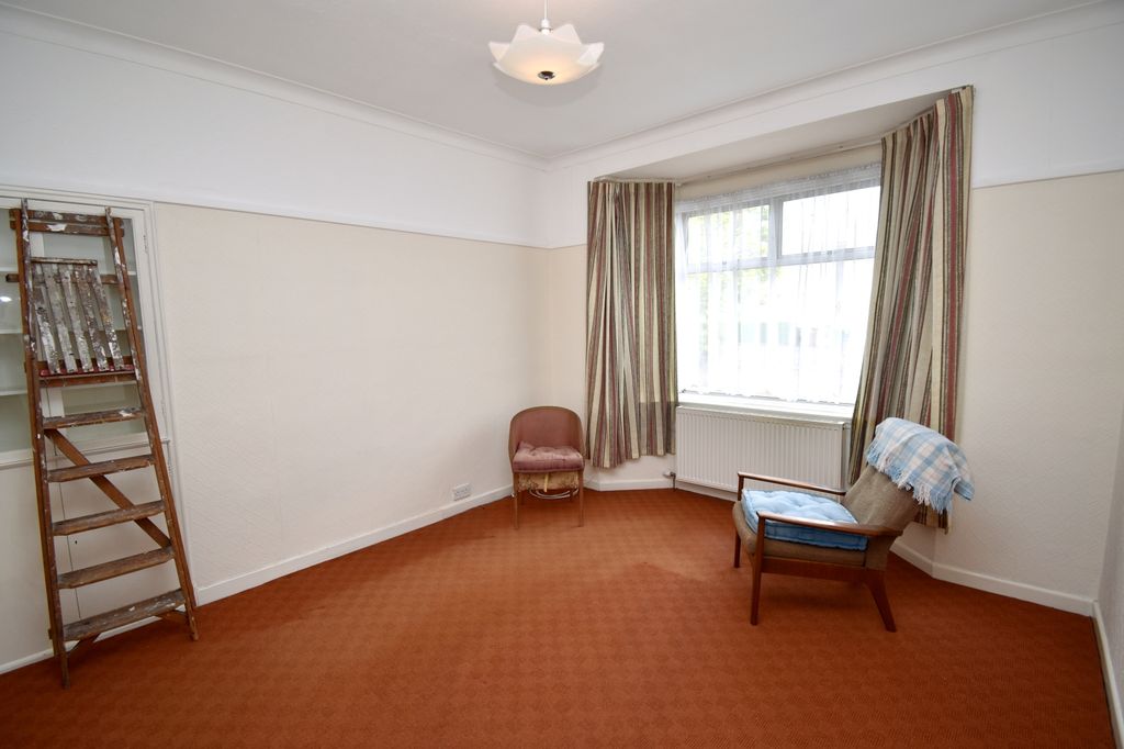 Additional image 4 of 4 bed bungalow for saleDrumry Road, Clydebank G81