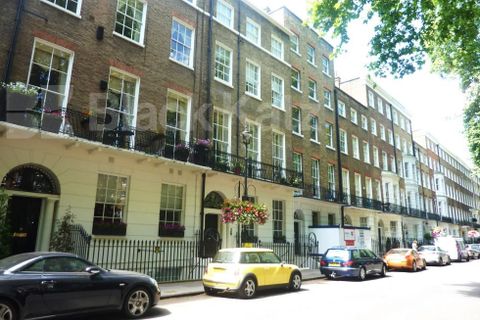 Montague Square, Marylebone W1H, Studio to rent