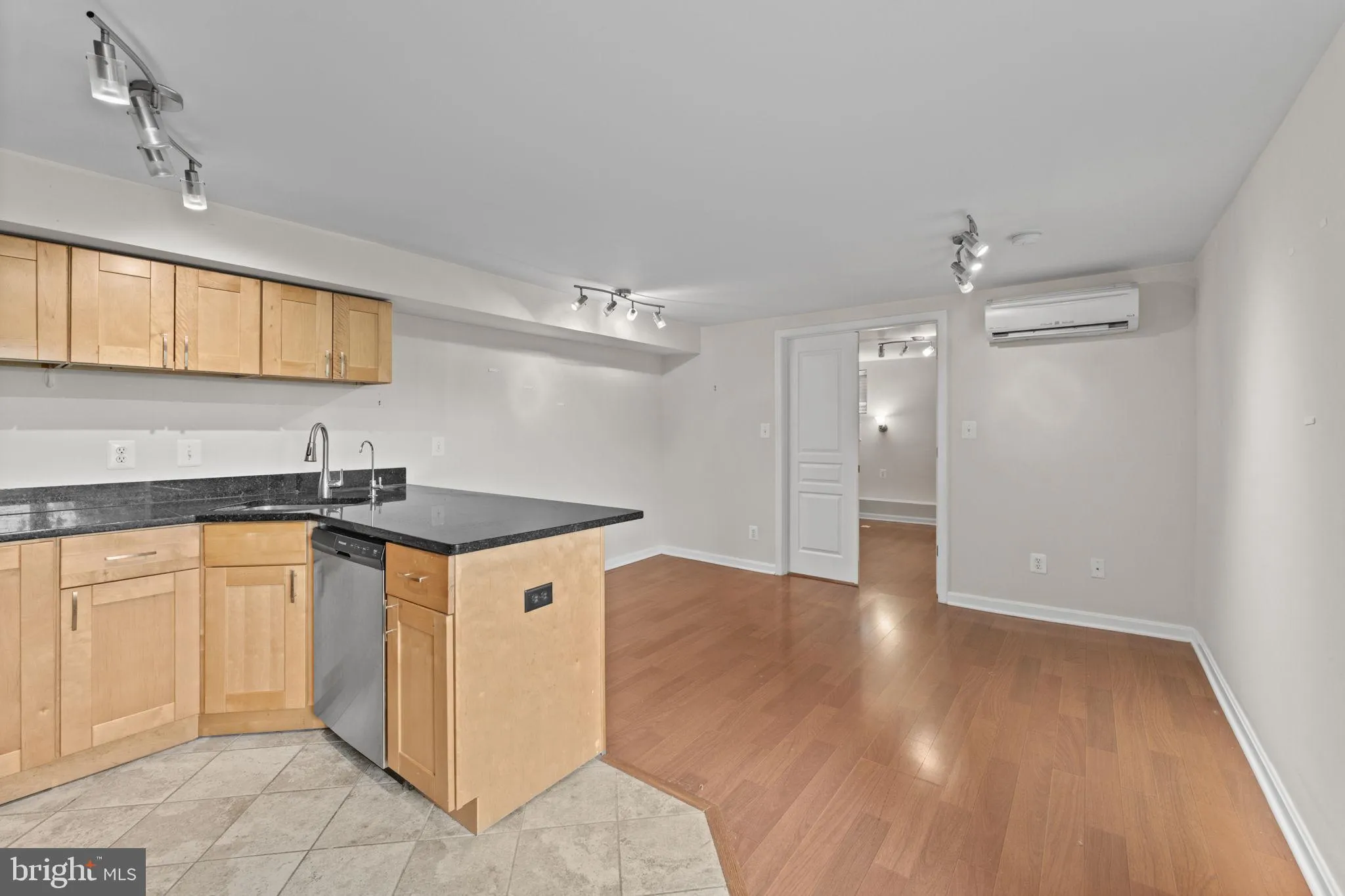 Additional image 78 of 2812 Adams Mill Road NW, Washington, DC 20009