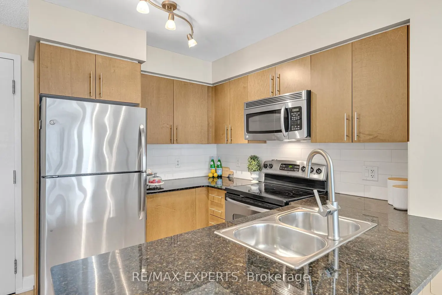 2191 Yonge Street 2304 photo 4