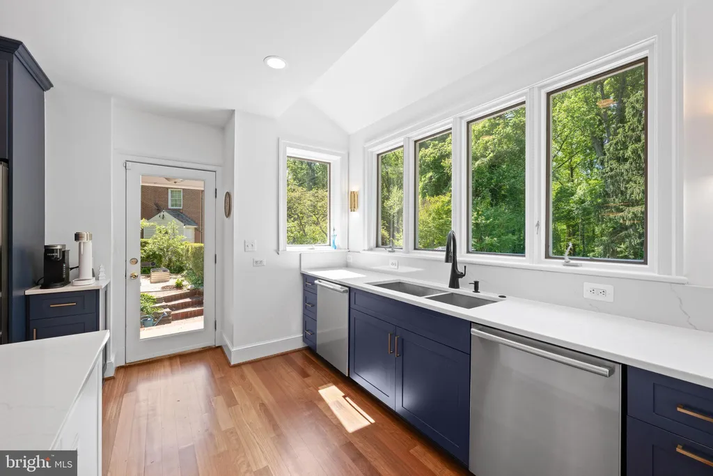 Additional image 6 of 1702 Kalmia Road NW, Washington, DC 20012