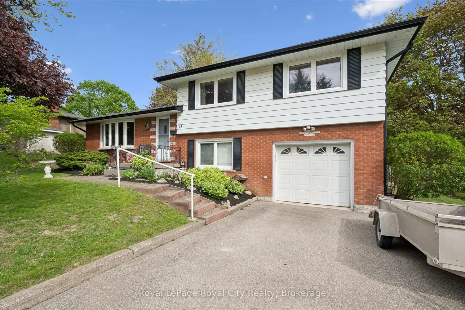 12 Hamilton Drive photo 4