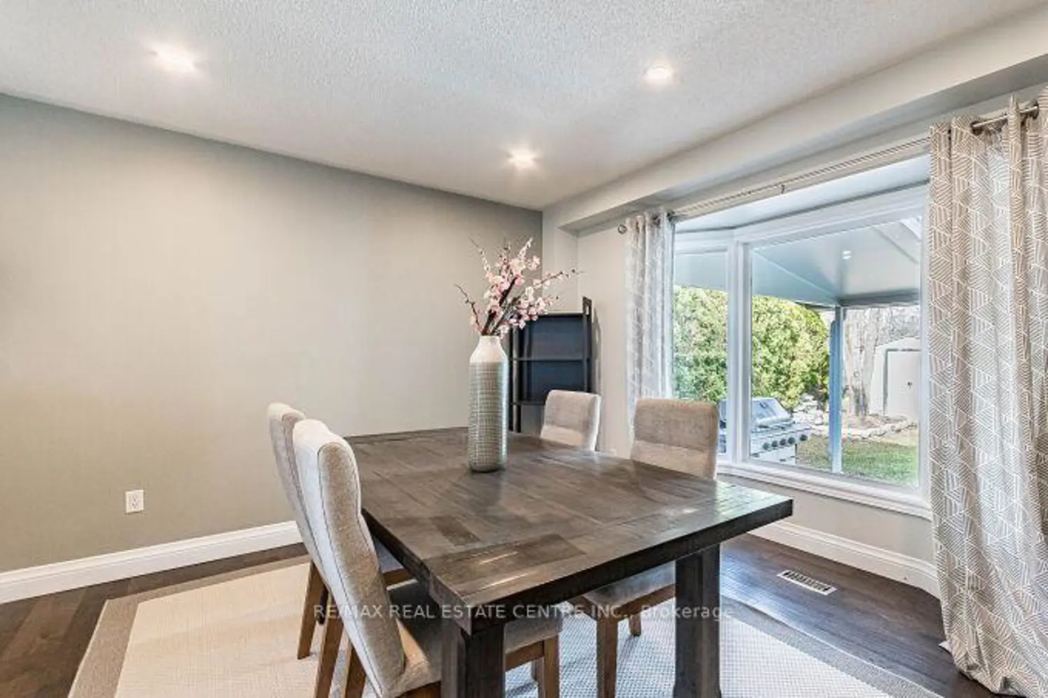 Additional image 17 of 33 Strathroy Crescent