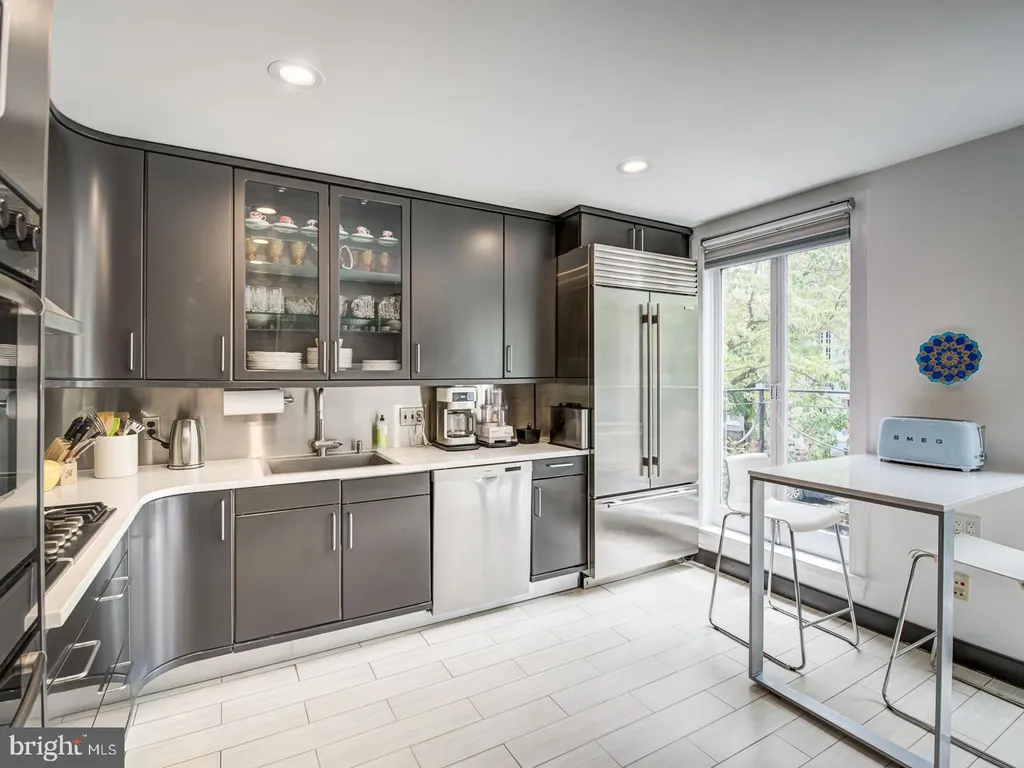 Additional image 38 of 3147 O Street NW, Washington, DC 20007