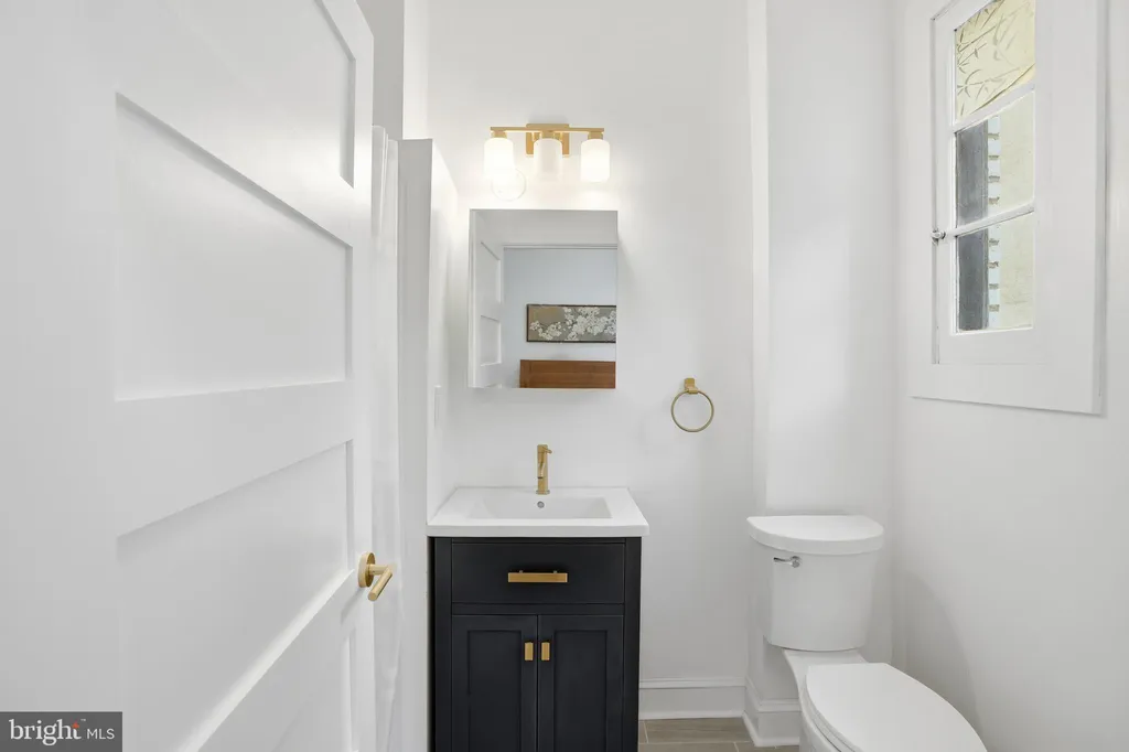 Additional image 19 of 313 C Street SE, Washington, DC 20003