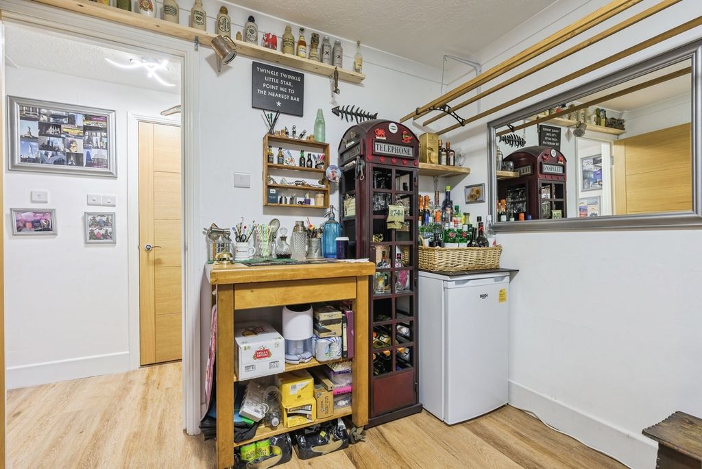 Additional image 16 of 2 bed flat for saleGrand Parade, Plymouth, Devon PL1