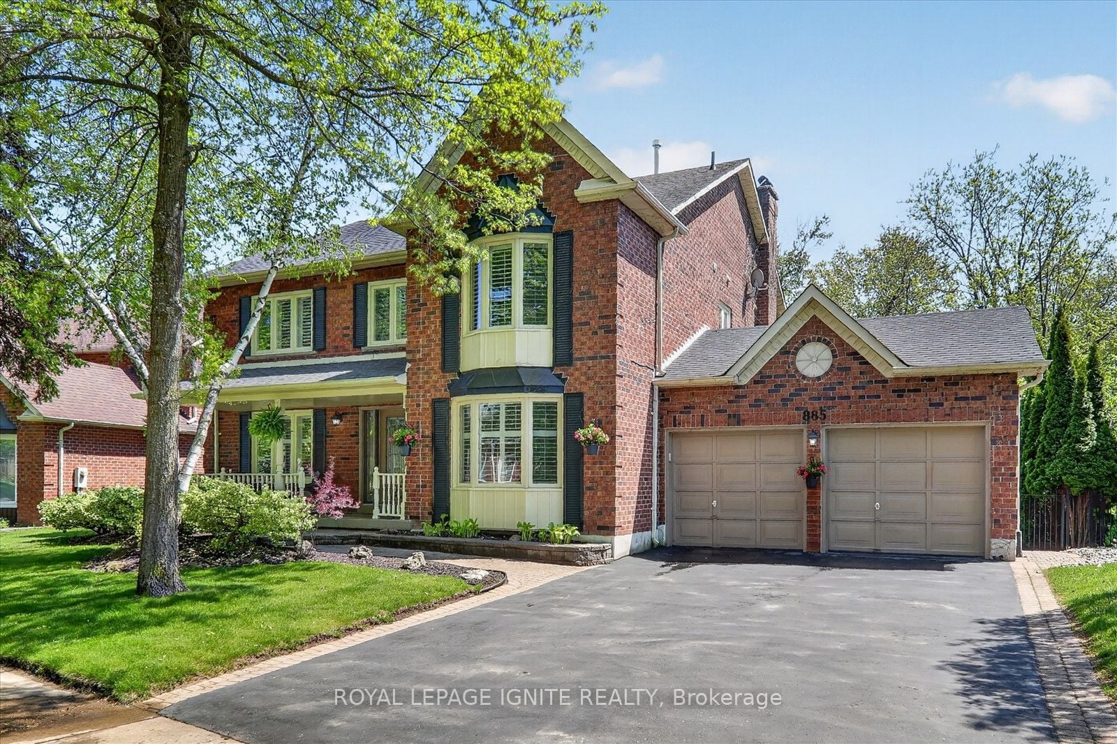 885 Baylawn Drive, Pickering, ON, L1X 2N7
