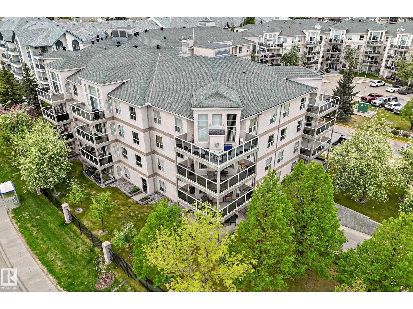331-9704 174 Street NW, Edmonton, AB, T5T6J4