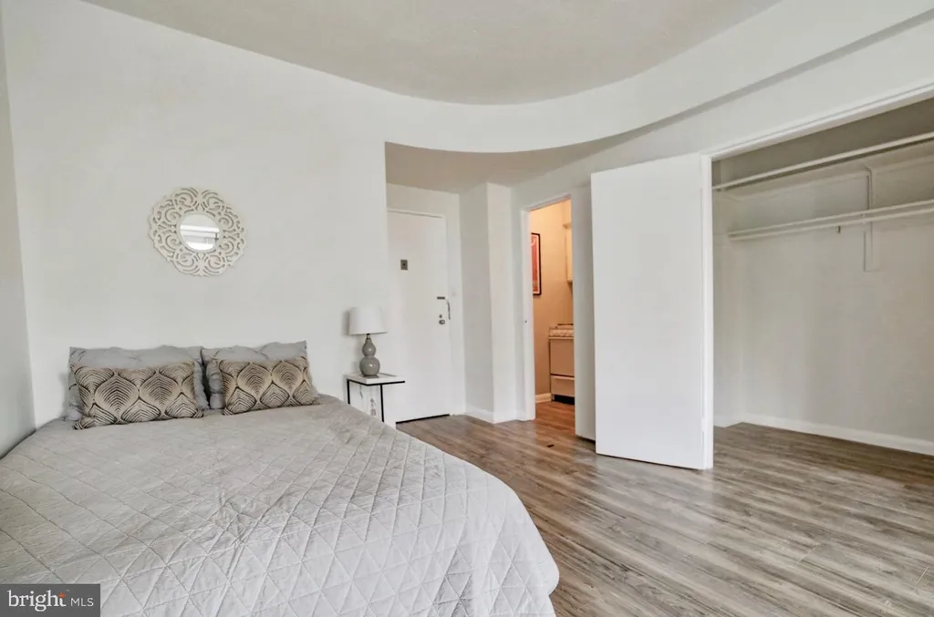 Additional image 4 of 1727 Massachusetts Avenue NW Unit 405, Washington, DC 20036