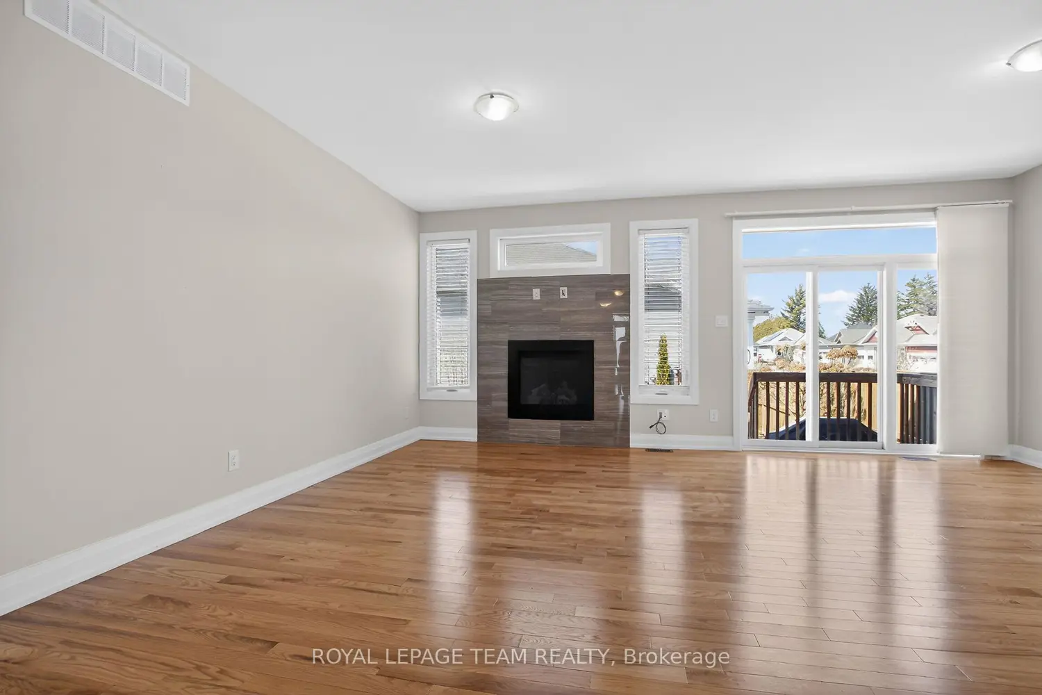 884 Artemis Circle photo 5