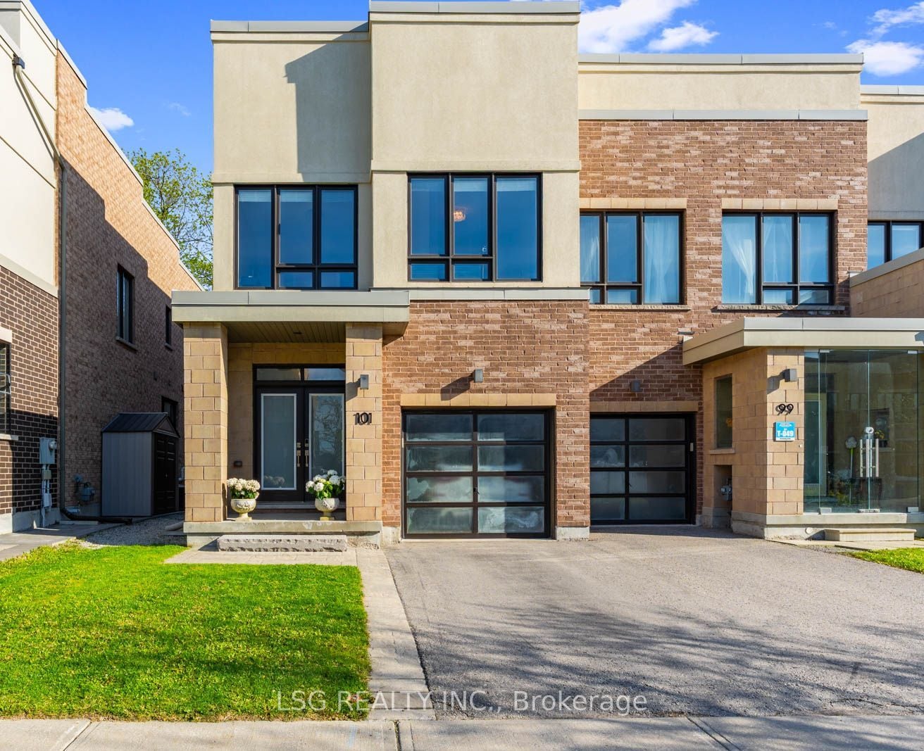 101 Dariole Drive, Richmond Hill, ON, L4E 0Y8