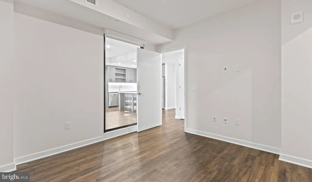 Additional image 43 of 4000 Wisconsin Avenue NW Unit 4K-262, Washington, DC 20016