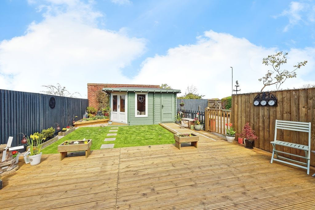 Additional image 6 of 3 bed semi-detached house for saleWarten Road, Ramsgate, Kent CT11