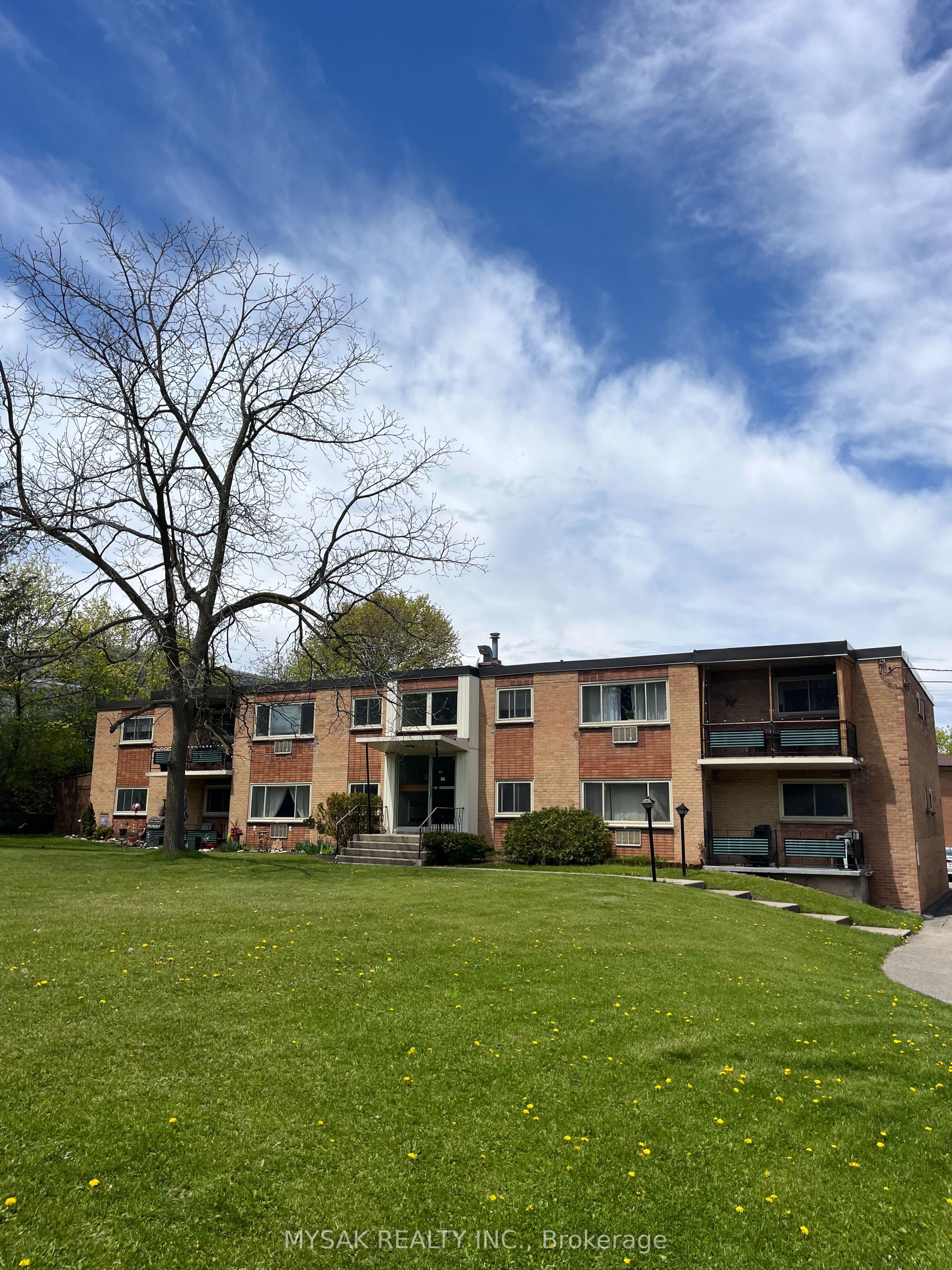 100 Sunnylea Crescent, Guelph, ON, N1E 1W6 photo 2