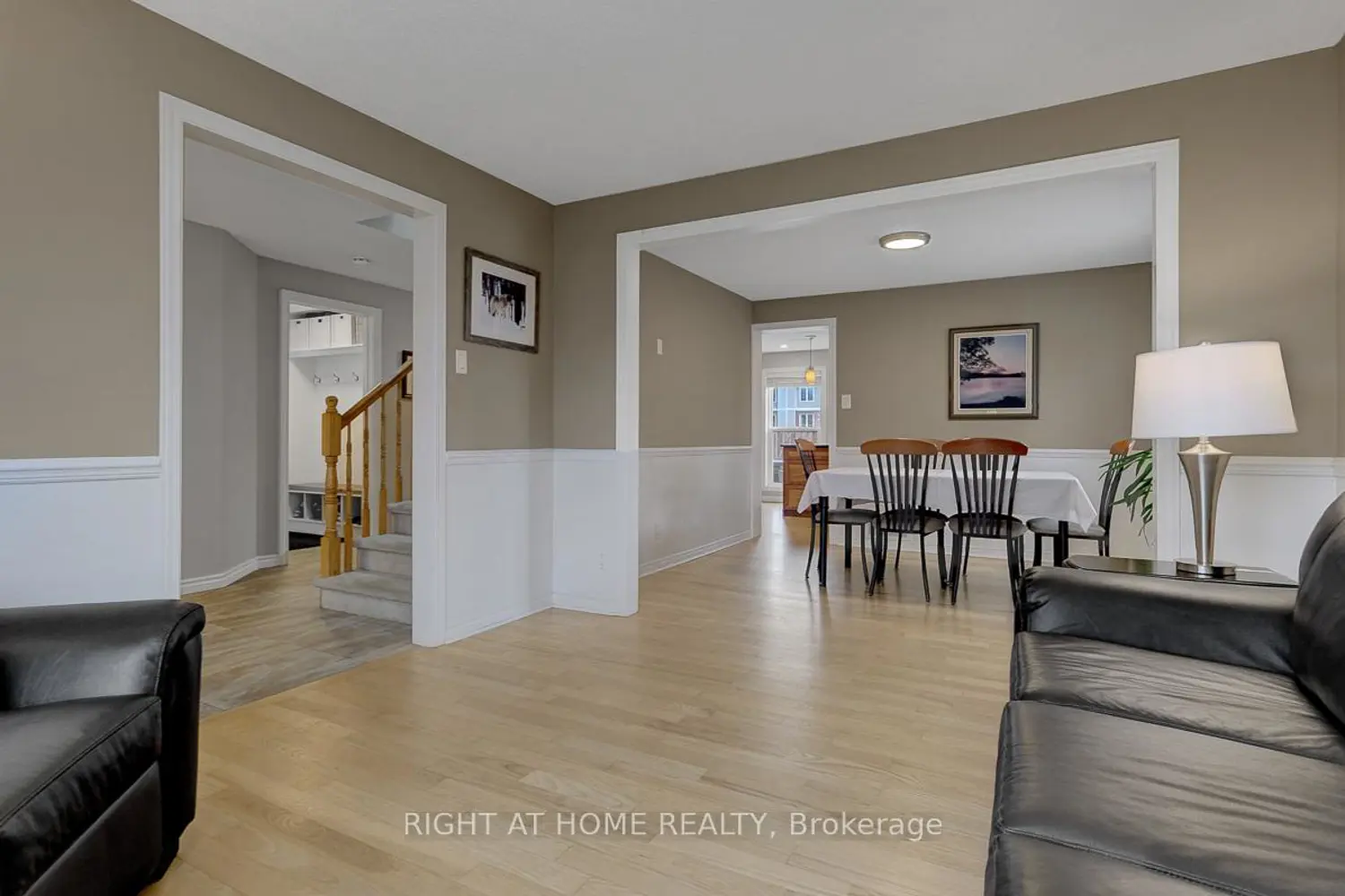 1899 Rosewind Court photo 2