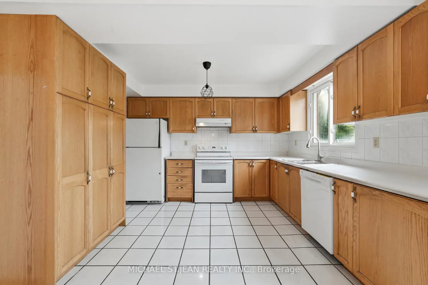 Additional image 4 of 62 Dragoon Drive