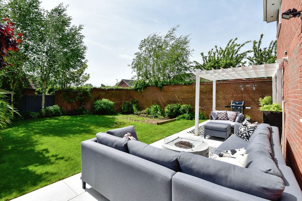 Additional image 19 of 4 bed detached house for saleBoscombe Grove, Trentham, Stoke-On-Trent ST4