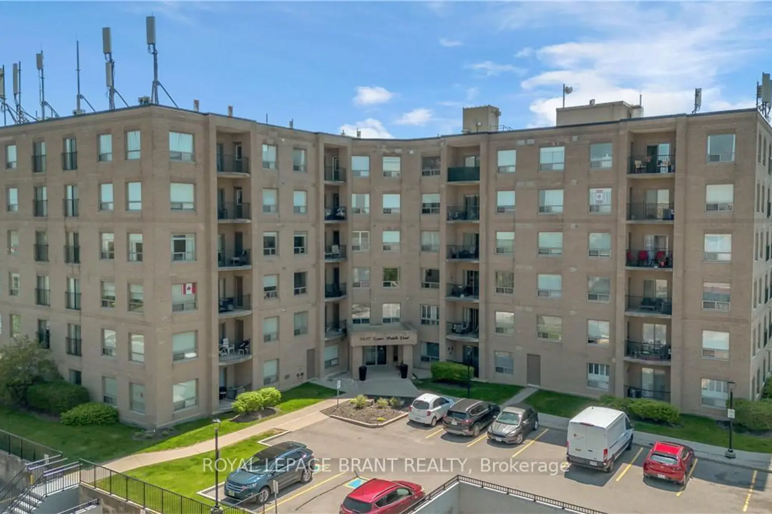 3497 Upper Middle Road 105