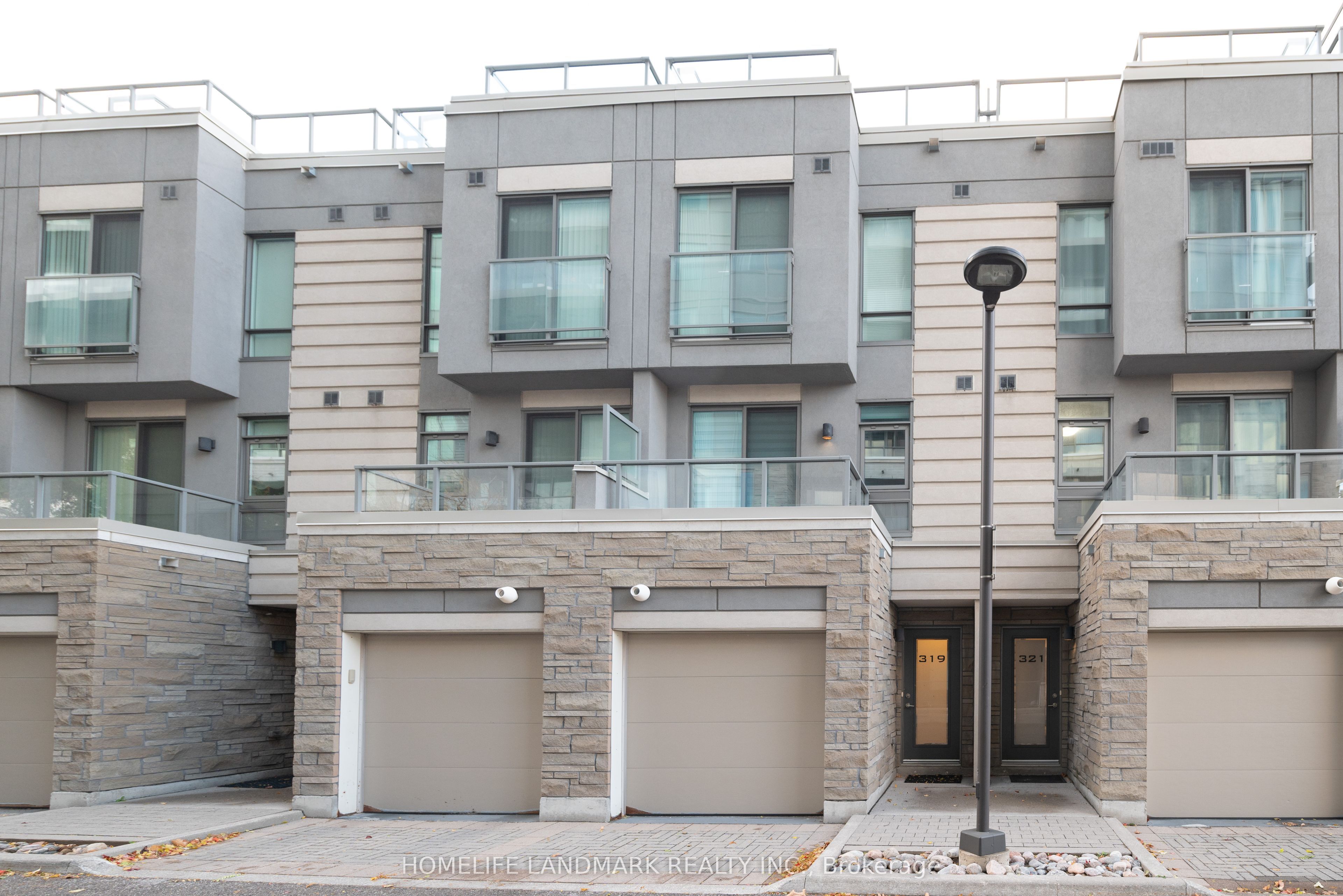 319 South Park Road, Markham, ON, L3T 0B9