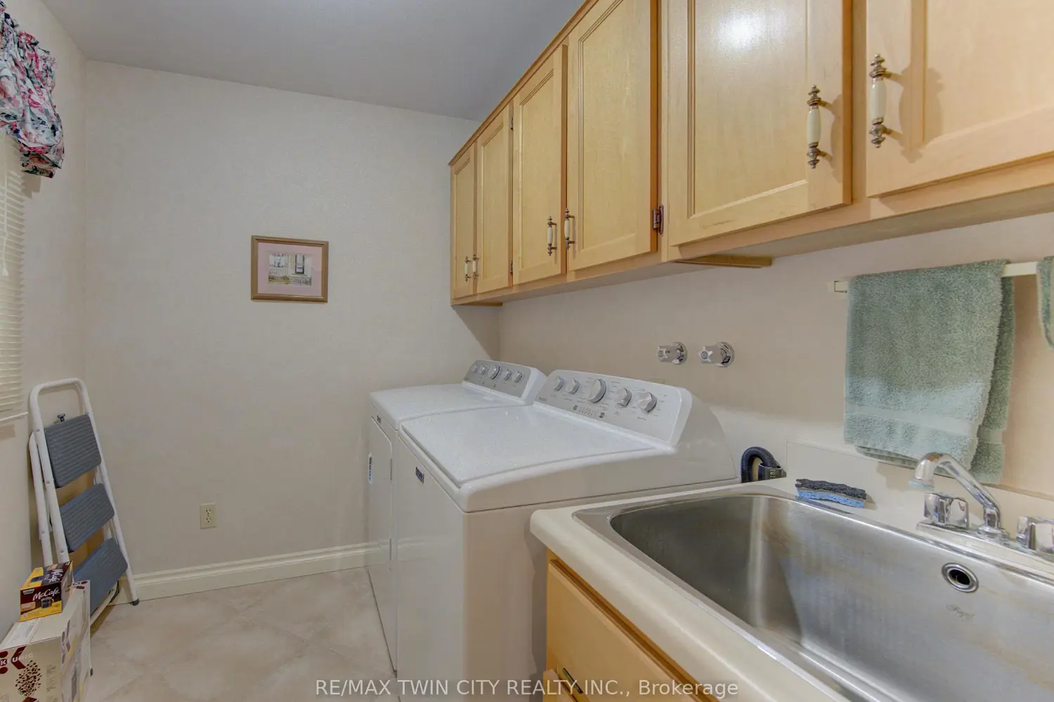 Additional image 8 of 298 Roxton Drive 13