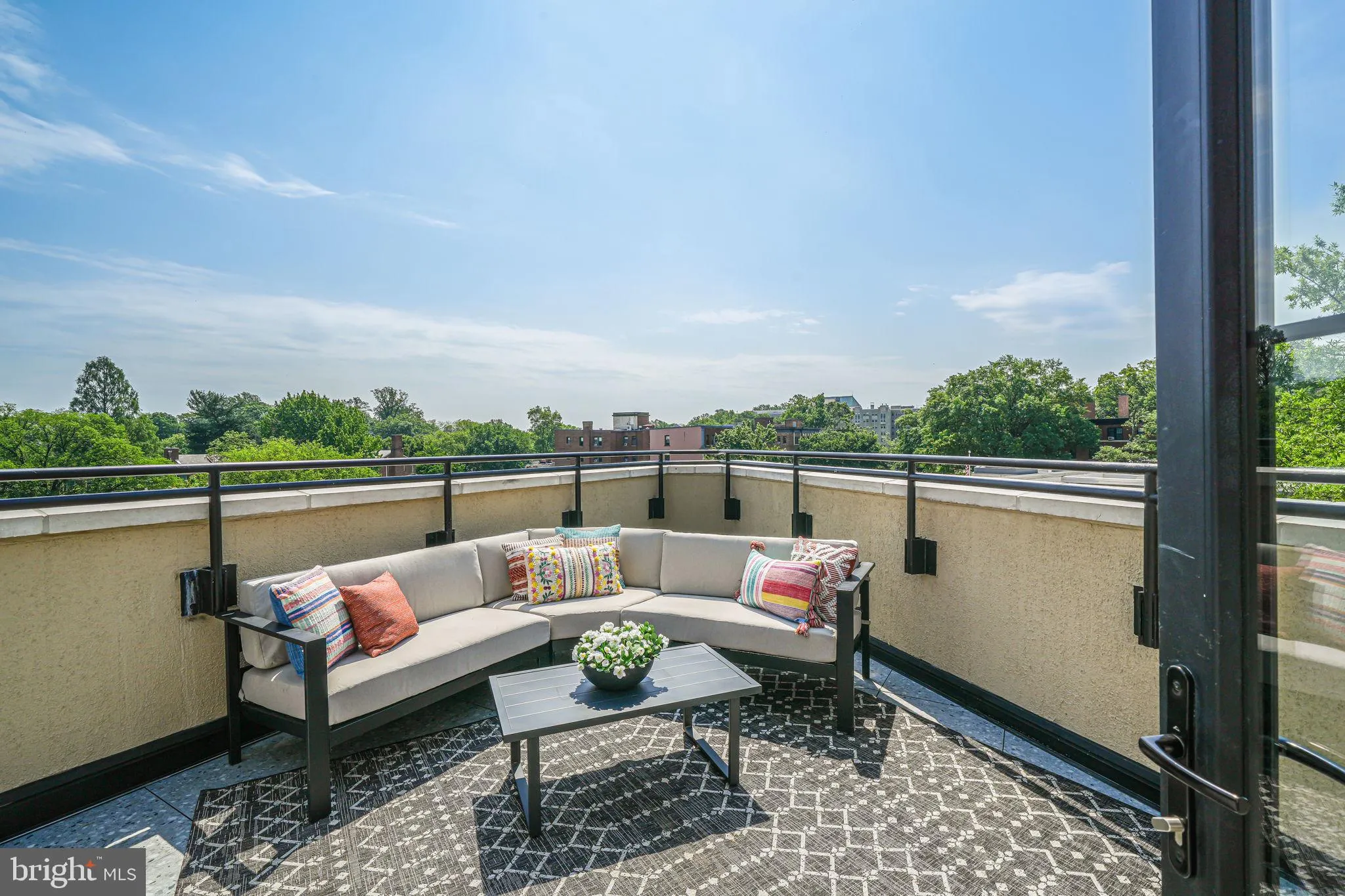 Additional image 73 of 2901 Newark St NW, Washington, DC 20008