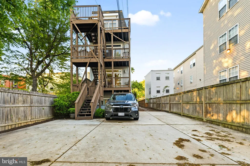 1227 Morse Street NE Unit 2, Washington, DC 20002