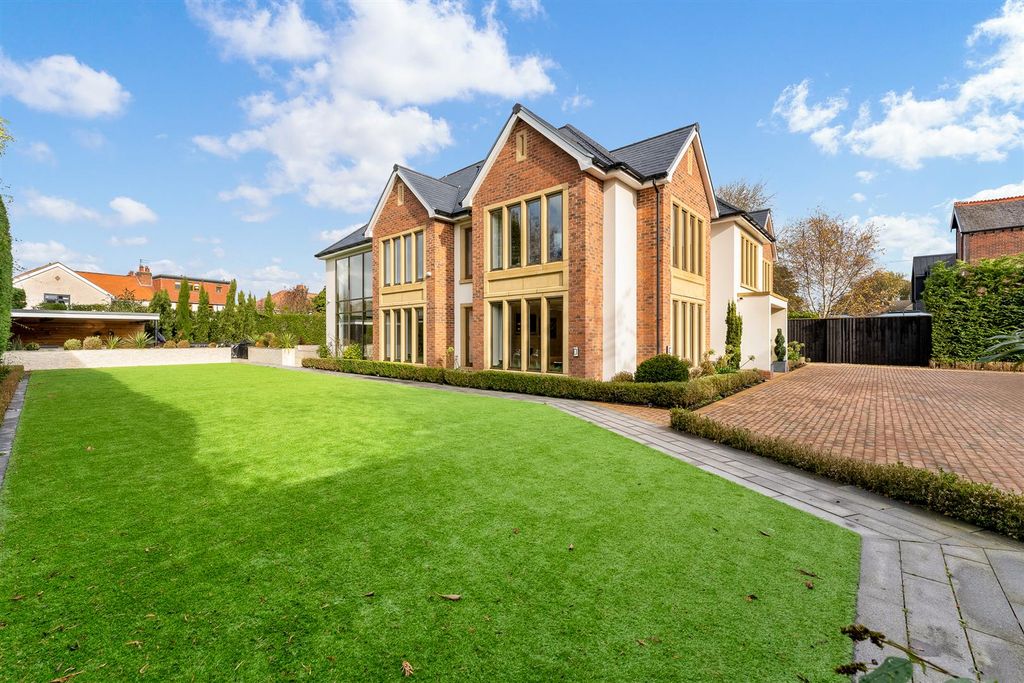 Additional image 62 of 5 bed detached house for saleMassams Lane, Formby L37