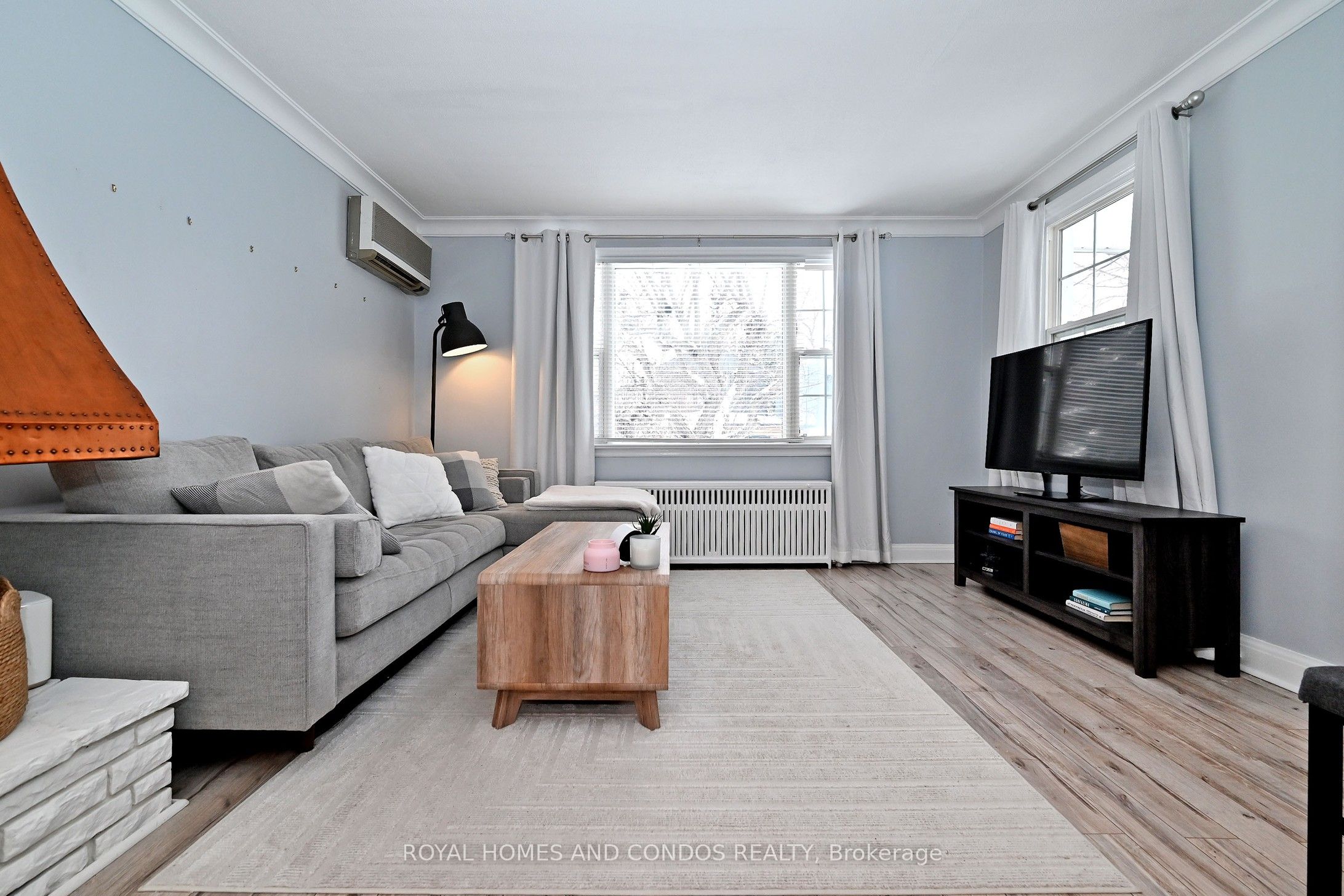 Additional image 5 of 13 Forty First Street, Toronto, ON, M8W 3N4