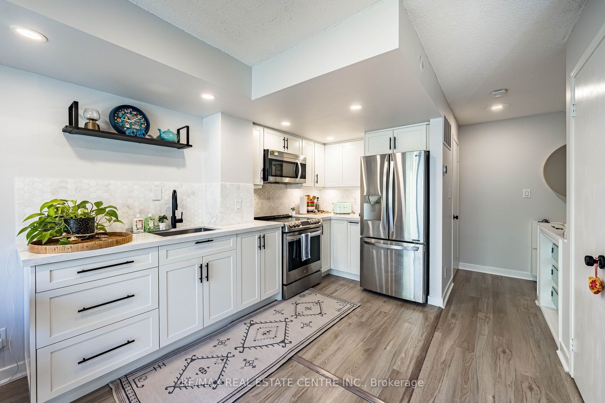 Additional image 5 of 920-16 Laidlaw Street, Toronto, ON, M6K 1X2