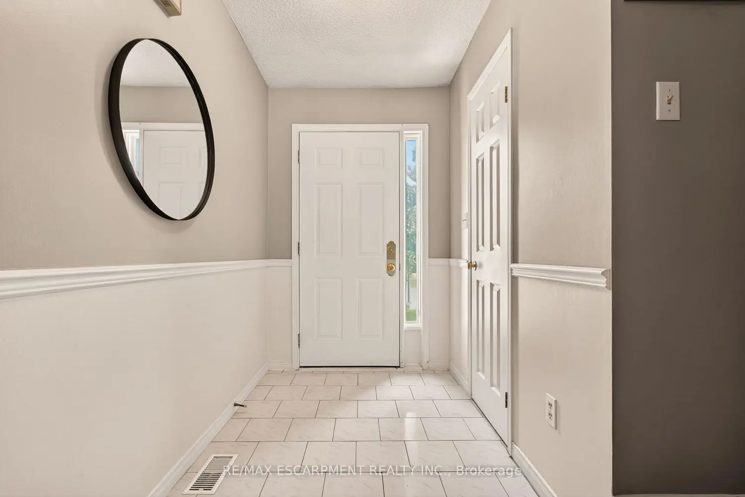 Additional image 3 of 1675 Upper Gage Avenue 31