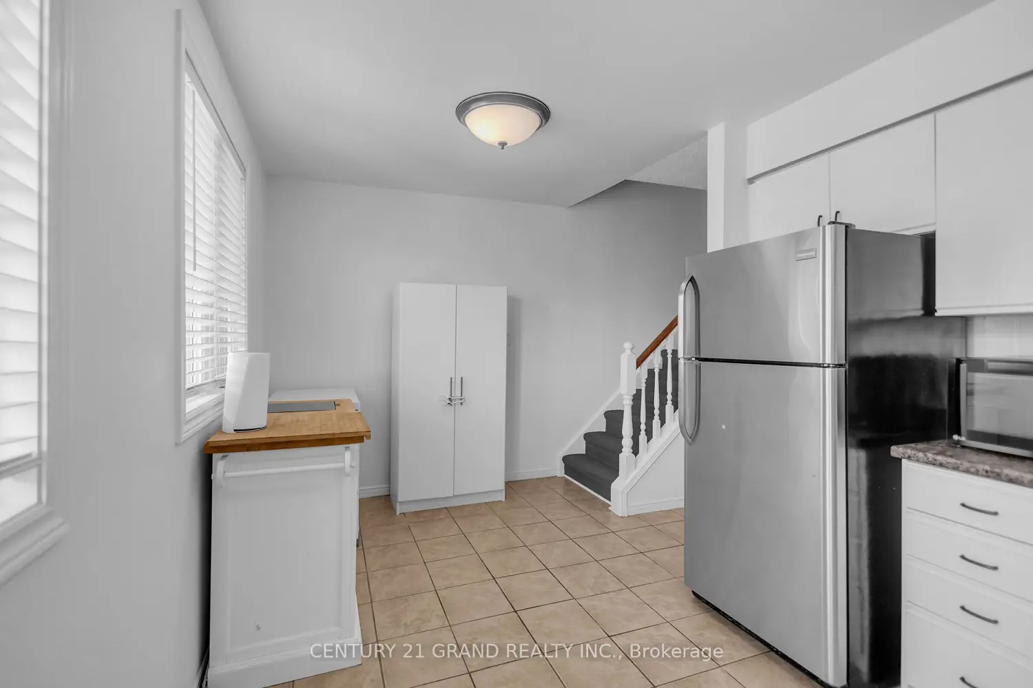 Additional image 9 of 52 Harris Avenue D