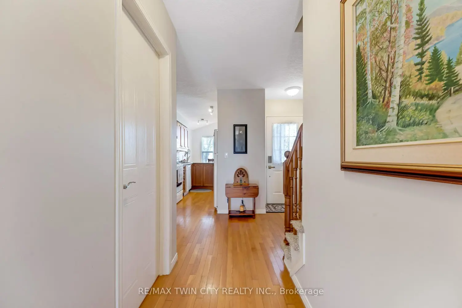 Additional image 3 of 550 Dansbury Drive