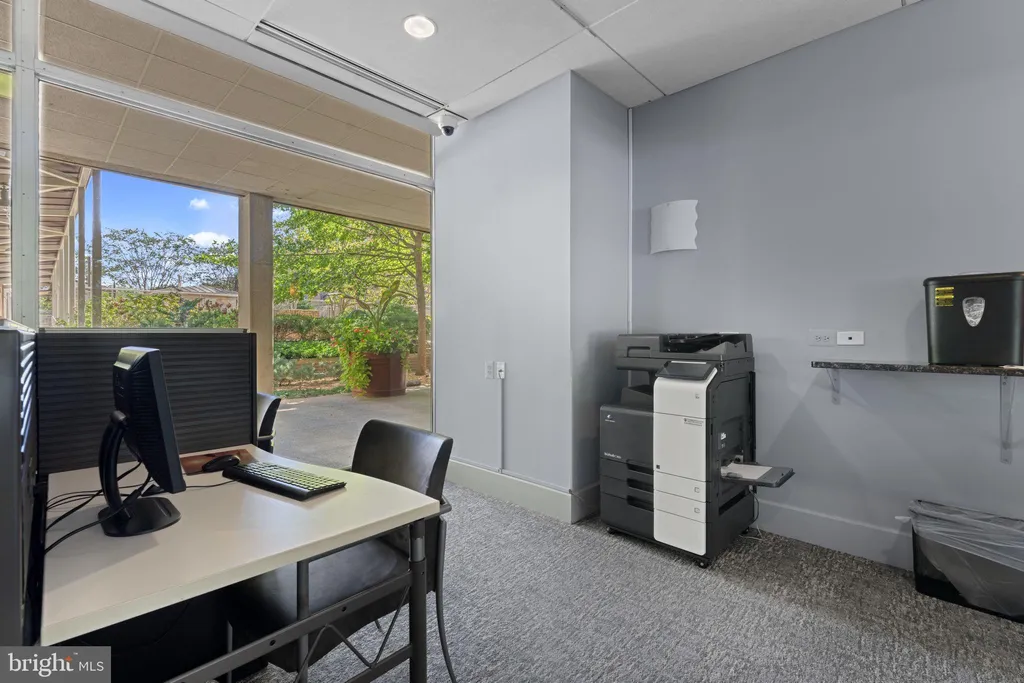 Additional image 31 of 355 I Street SW Unit S104, Washington, DC 20024