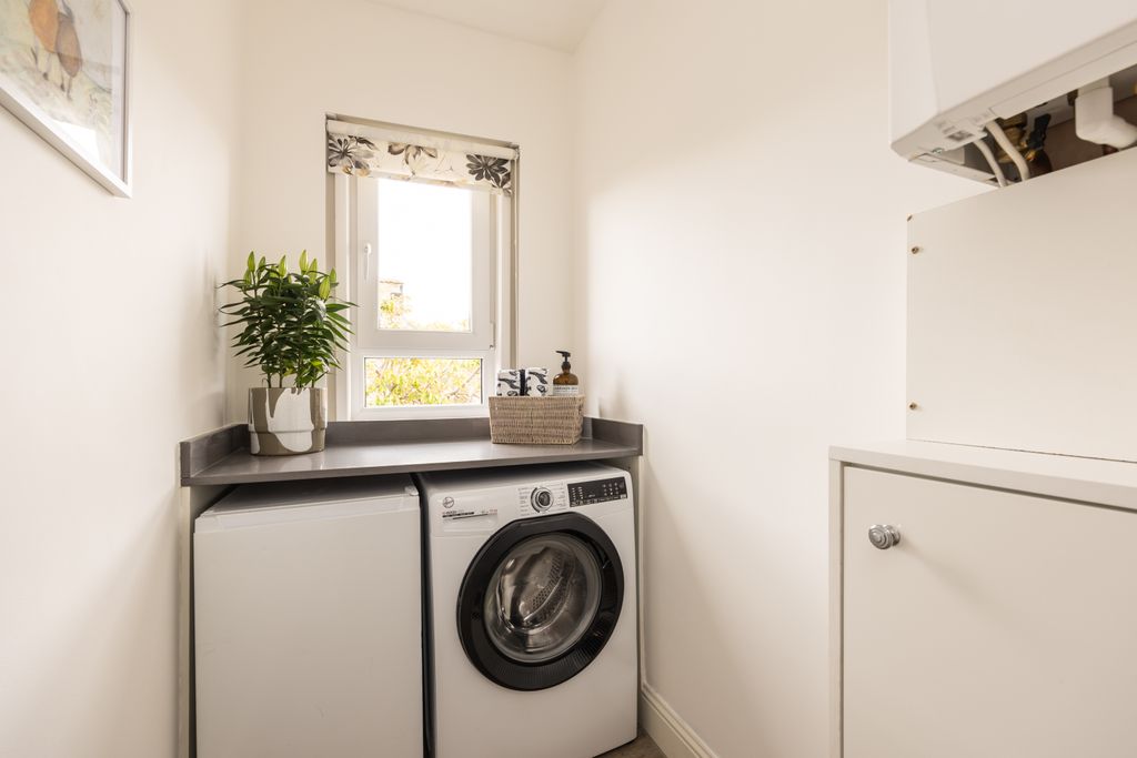 Additional image 13 of 2 bed flat for sale2 Golf Course Road, Bonnyrigg EH19