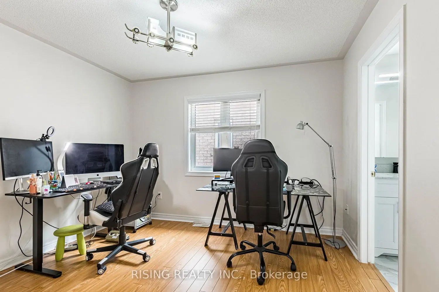 Additional image 14 of 33 Seastar Road