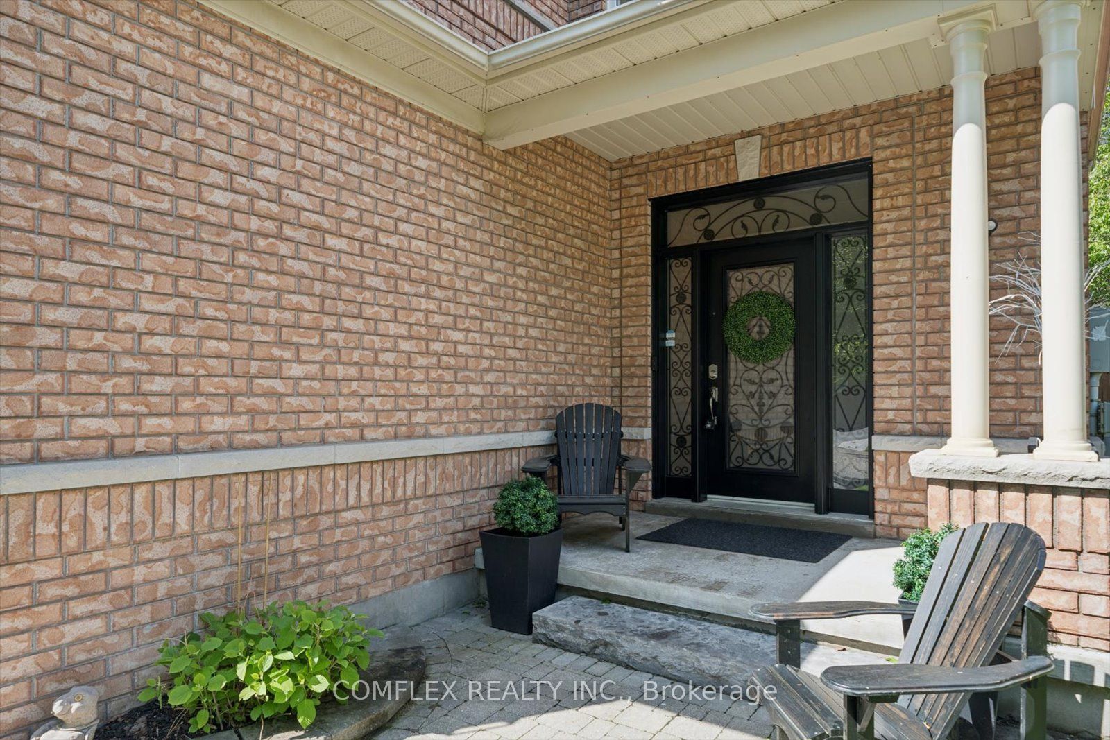 Additional image 3 of 8 Inverary Court, Whitby, ON, L1R 2R2