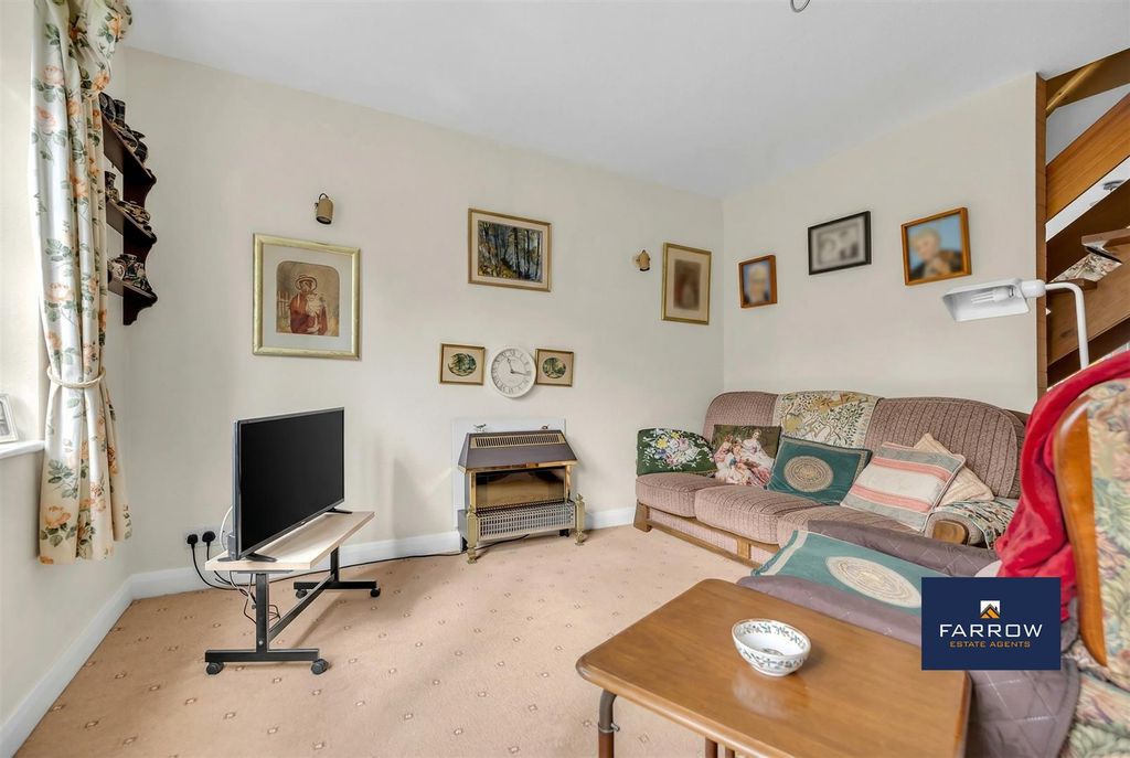 Additional image 2 of 4 bed semi-detached house for saleQueens Parade, Grimsby DN31