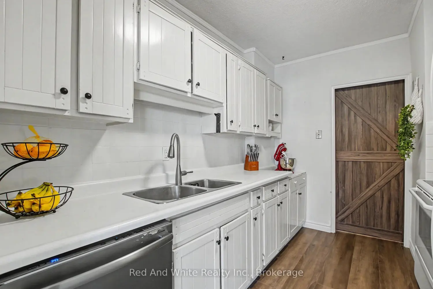 Additional image 8 of 45 Westmount Road 202