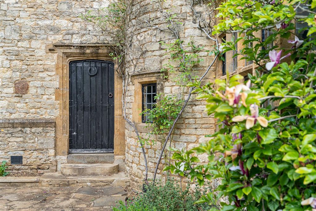 Additional image 17 of 7 bed property for sale34 Bell Lane, Syresham, Brackley NN13