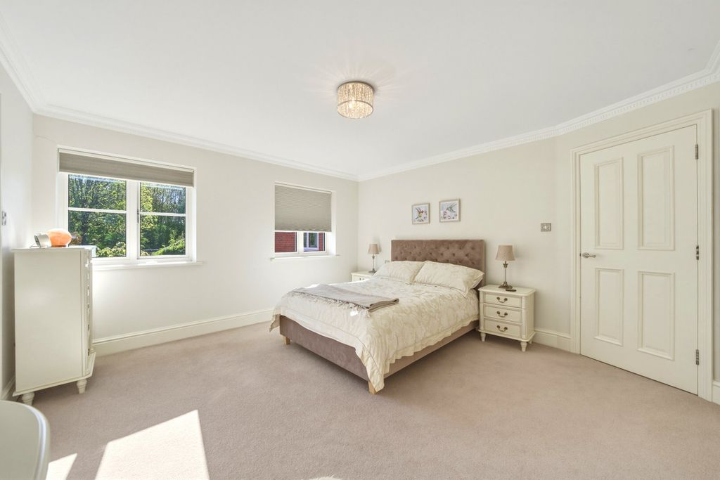 Additional image 35 of 5 bed detached house for saleWeaverlake Drive Yoxall Burton-On-Trent, Staffordshire DE13