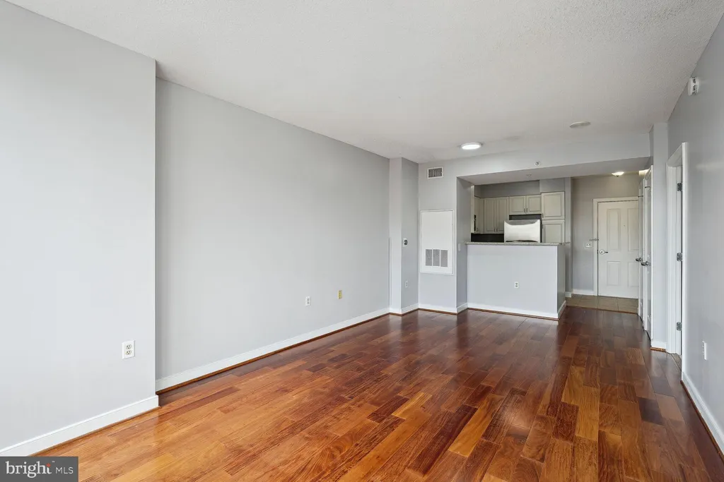 Additional image 4 of 555 Massachusetts Avenue NW Unit 1110, Washington, DC 20001