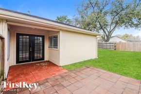 Additional image 3 of 10810 Lakewood Oaks Drive, Sugar Land, TX, 77498