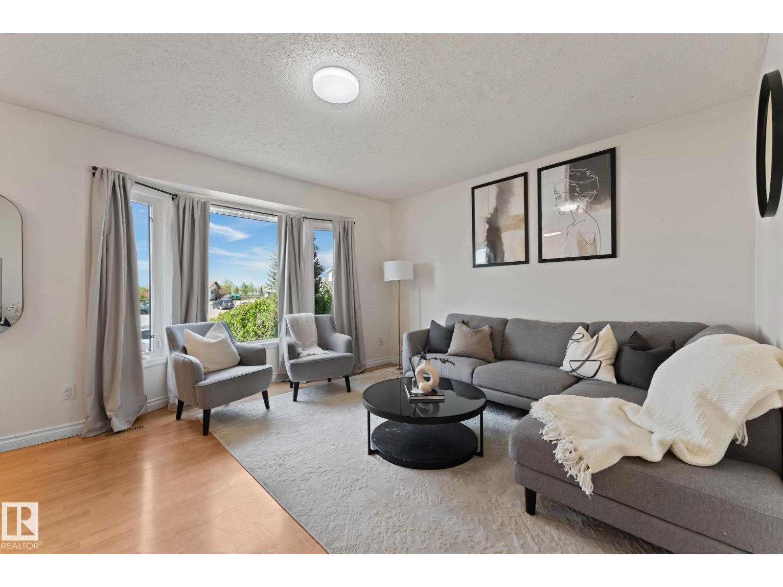 Additional image 5 of 4621 126 Avenue NW, Edmonton, AB, T5A4L1