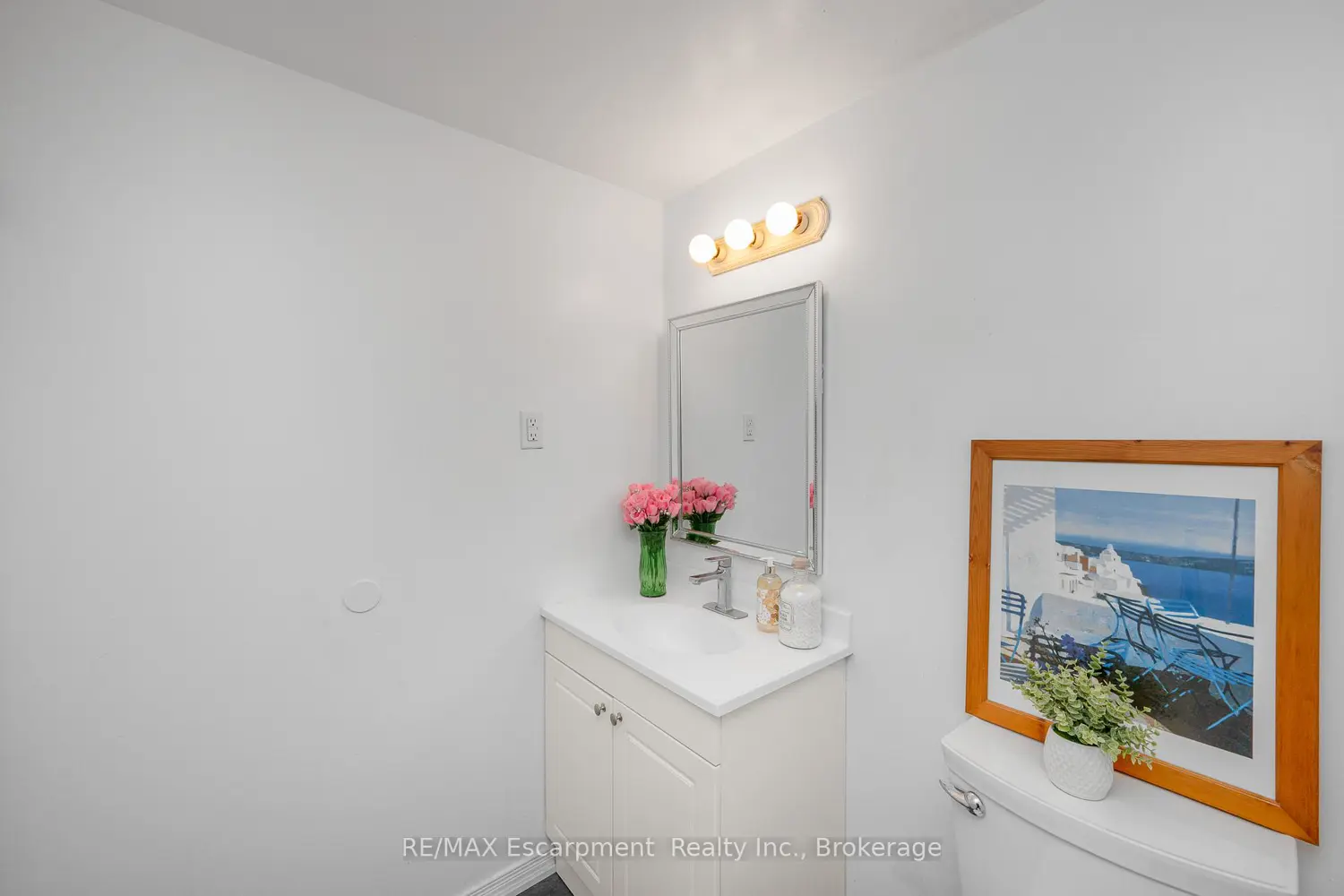 Additional image 8 of 975 Warwick Court 1501
