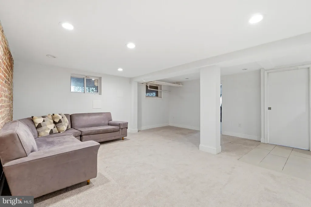 Additional image 40 of 517 Taylor Street NW, Washington, DC 20011
