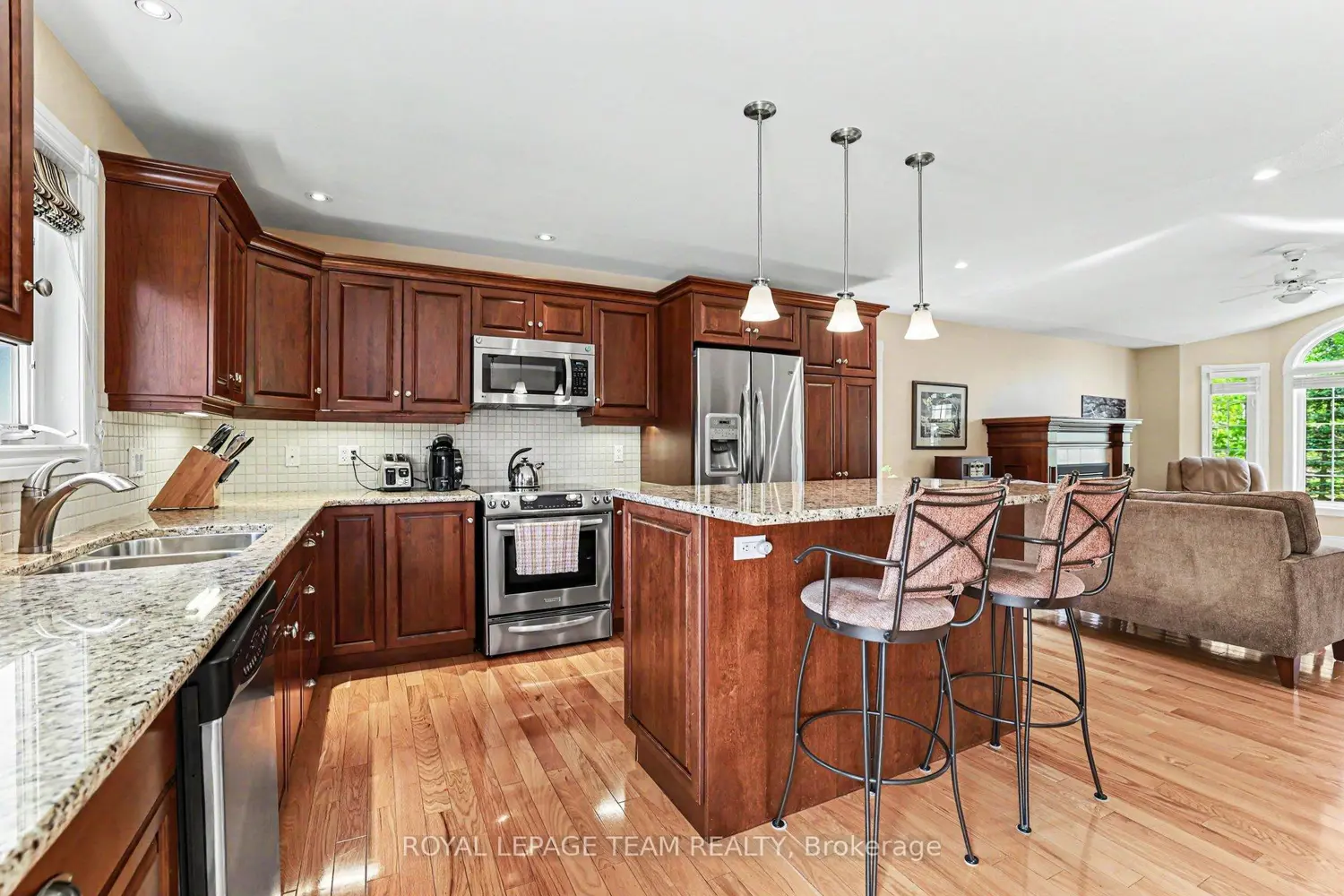 Additional image 7 of 28 Kimberly Avenue