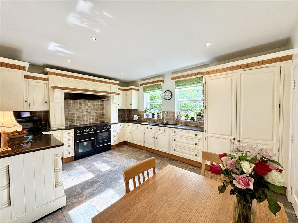 Additional image 4 of 5 bed detached house for saleManadon Park, Plymouth PL5