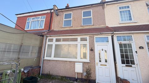 Inglehurst Gardens, Ilford IG4