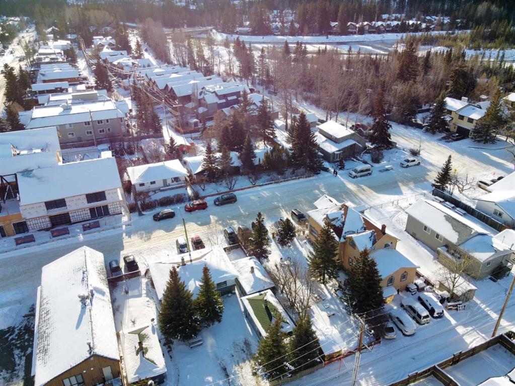 Additional image 2 of 906 Main Street, Canmore, AB, T1W1P3
